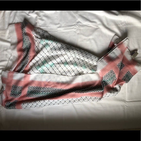 Look Cotton Blanket Scarf - Picture 4 of 4